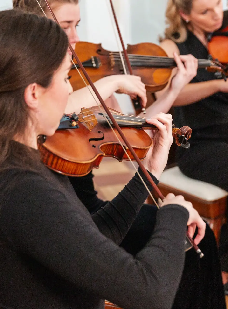 Clickable image to go to Strings page